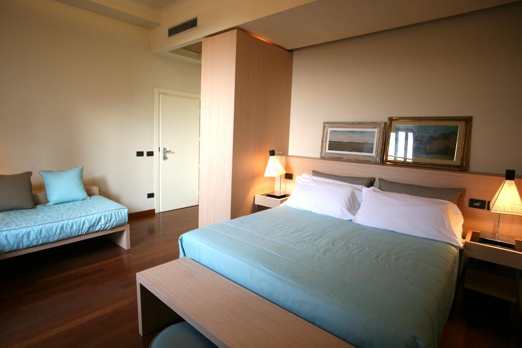 Martini Hotel