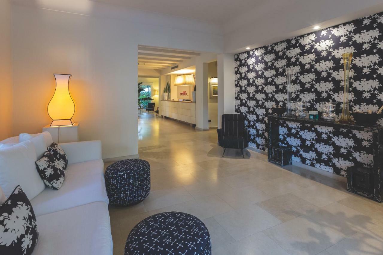 Martini Hotel 4*
