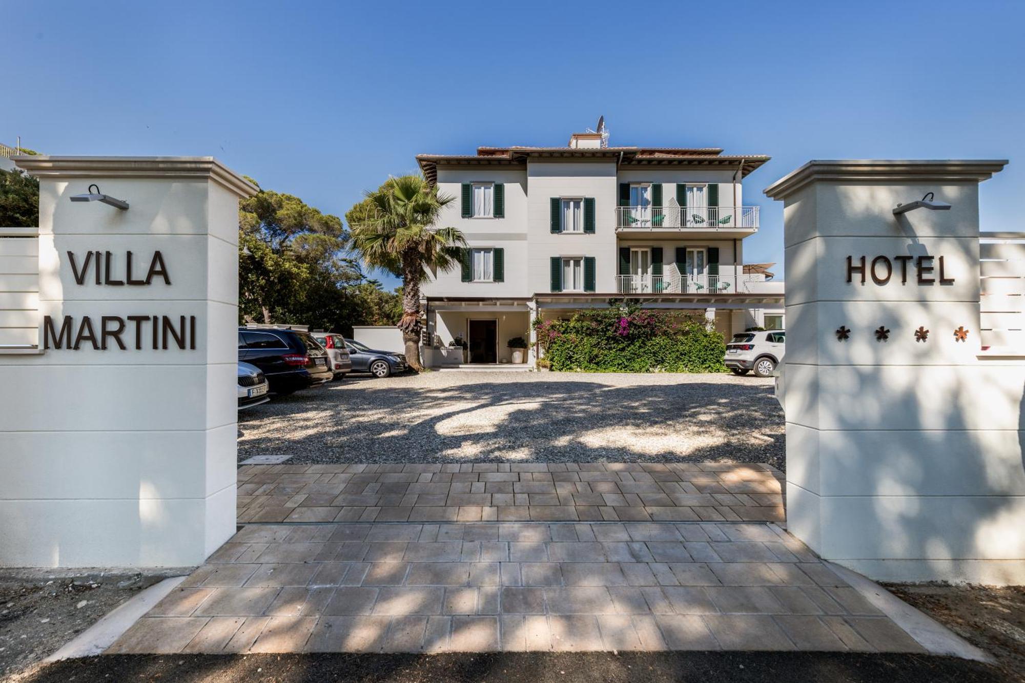 Martini Hotel 4*